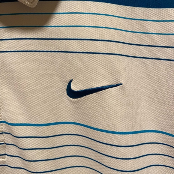 Nike dry fit golf tee - Picture 5 of 5
